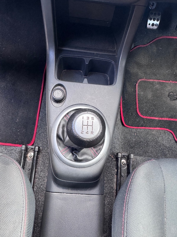 Used Suzuki Swift 2011 for sale - 75086247: Photo 31