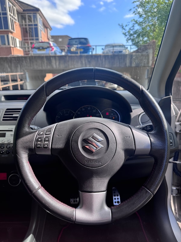 Used Suzuki Swift 2011 for sale - 75086247: Photo 33
