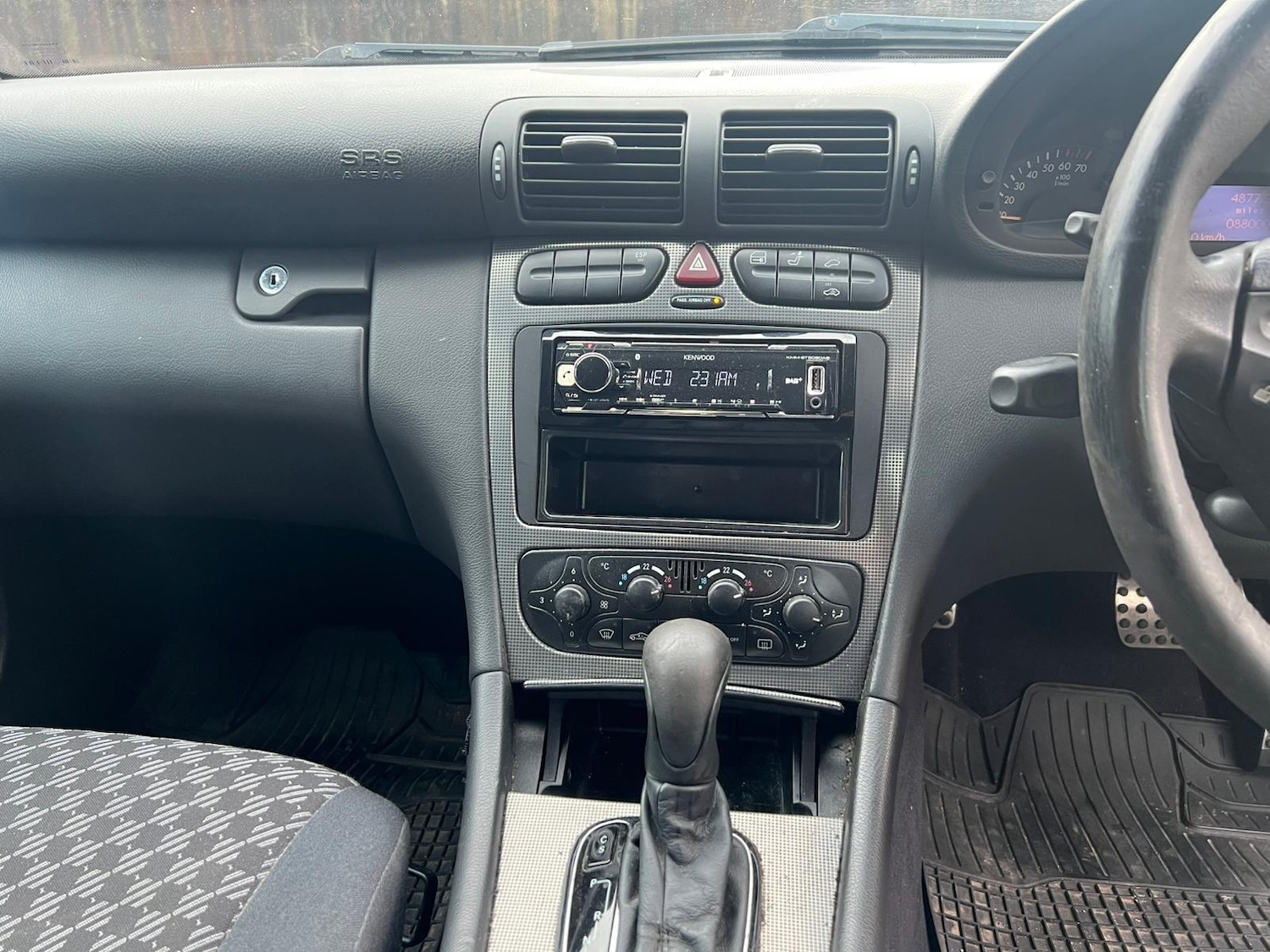 Used Mercedes-Benz C Class 2003 for sale - 77087816: Photo 12