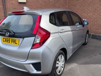 Used Honda Jazz 2015 for sale - 74056373: Photo