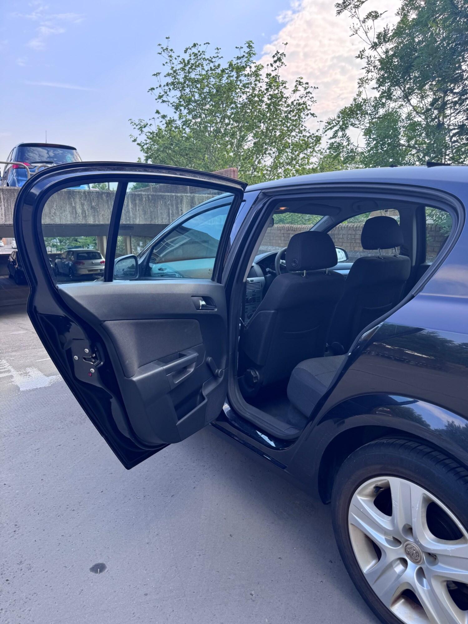 Used Vauxhall Astra 2009 for sale - 77087818: Photo 16