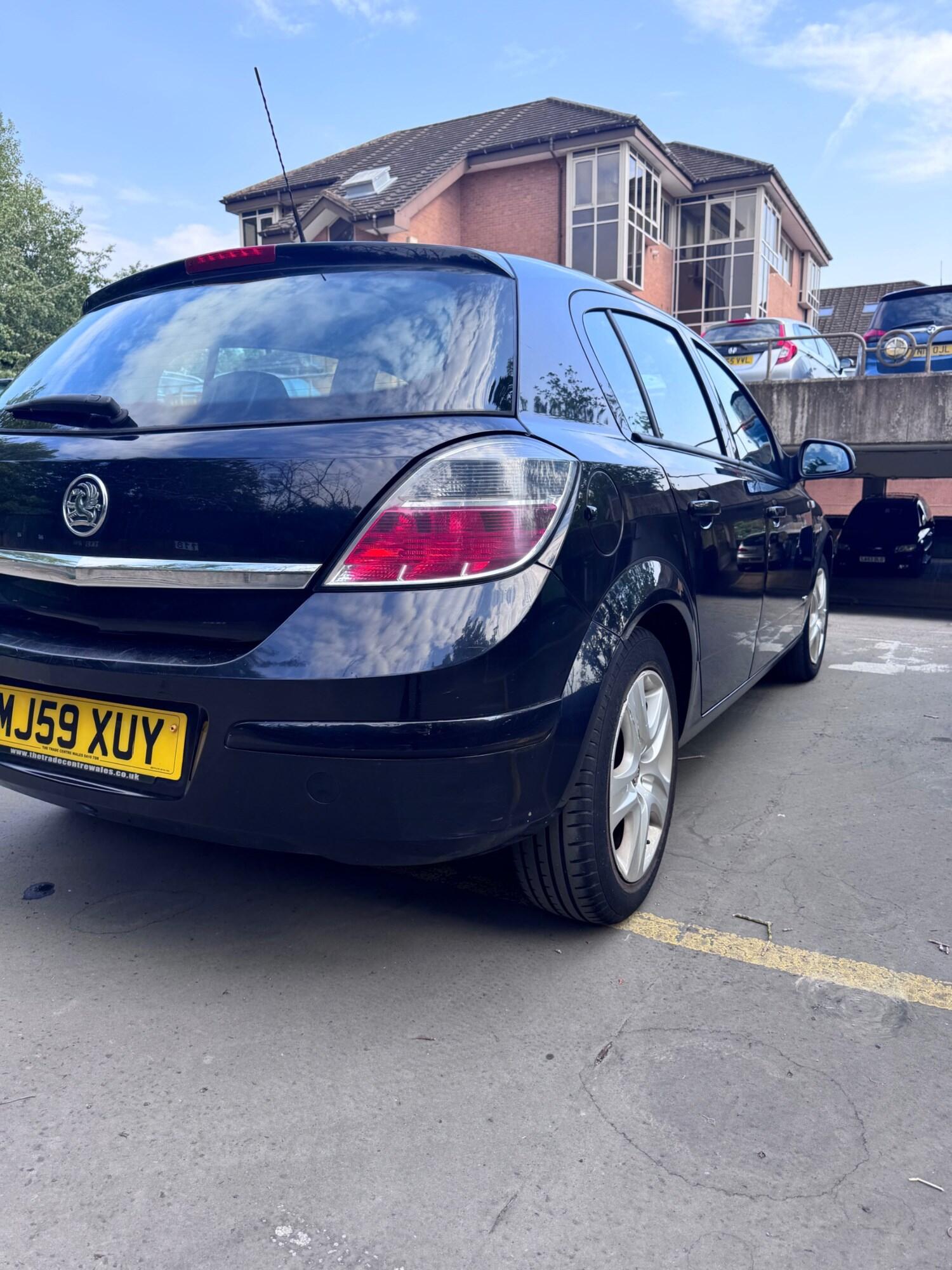 Used Vauxhall Astra 2009 for sale - 77087818: Photo 23