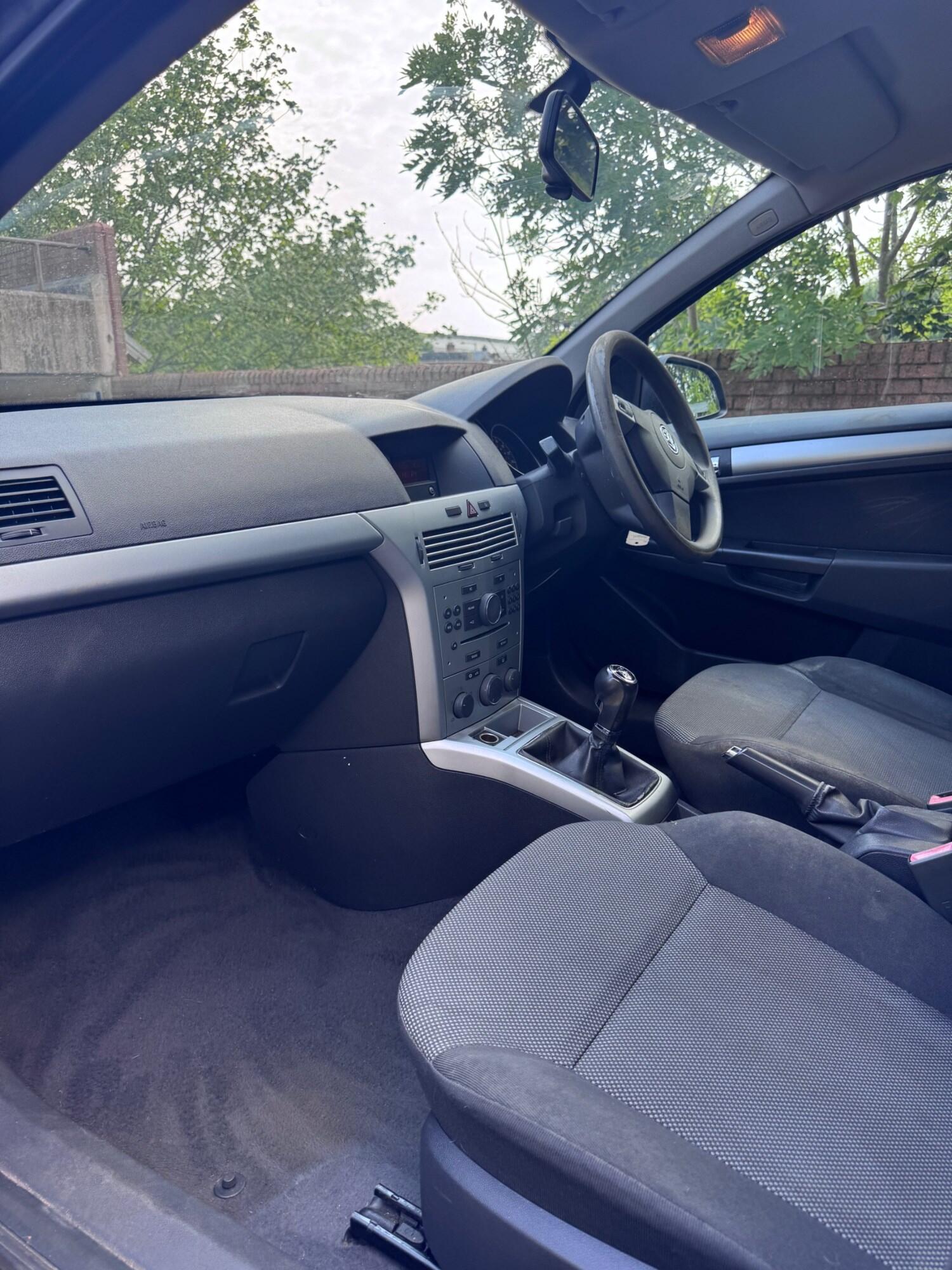 Used Vauxhall Astra 2009 for sale - 77087818: Photo 29