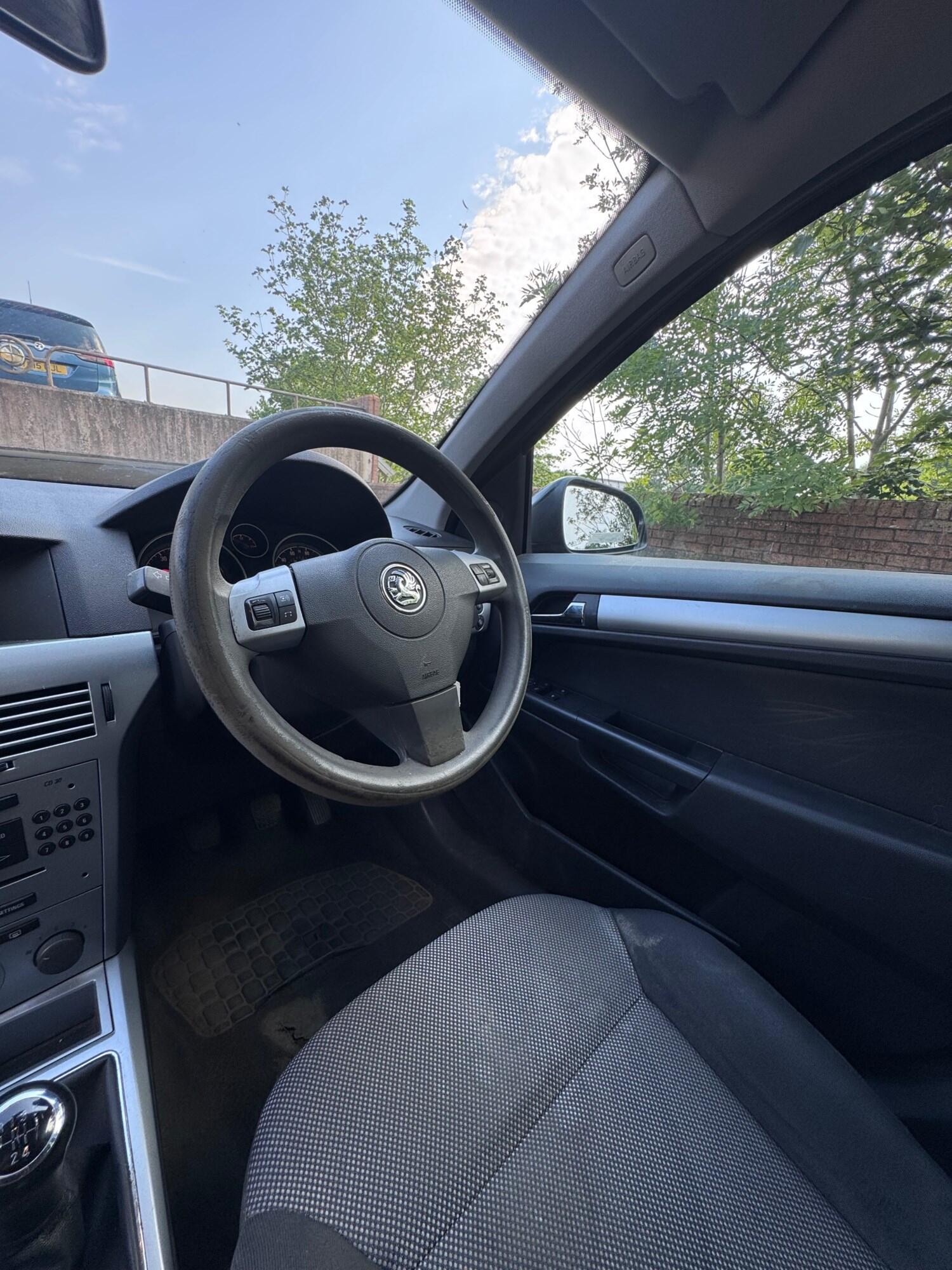 Used Vauxhall Astra 2009 for sale - 77087818: Photo 30