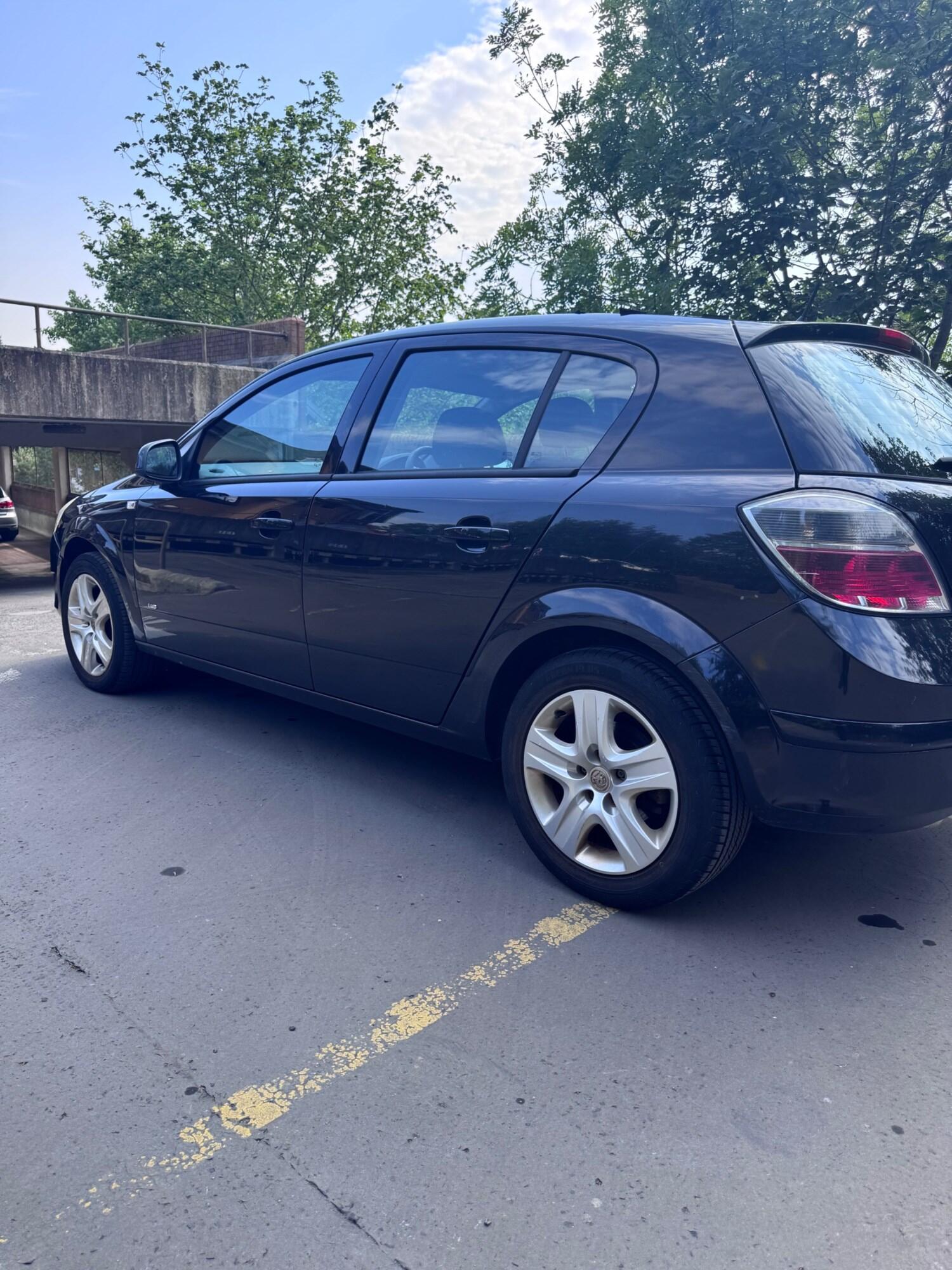 Used Vauxhall Astra 2009 for sale - 77087818: Photo 4