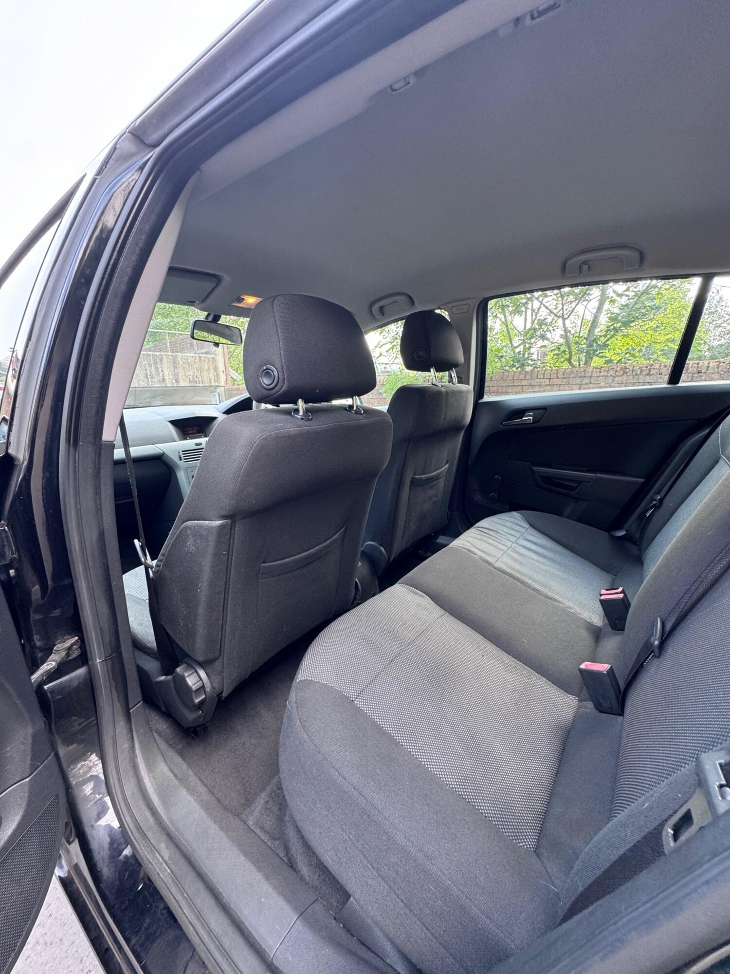 Used Vauxhall Astra 2009 for sale - 77087818: Photo 40