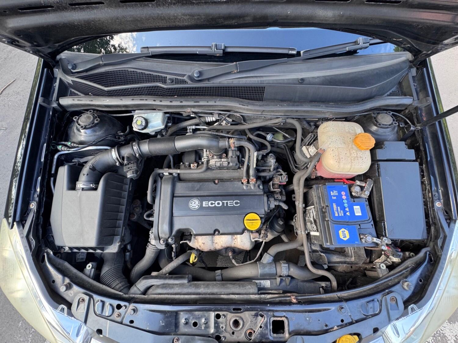 Used Vauxhall Astra 2009 for sale - 77087818: Photo 46