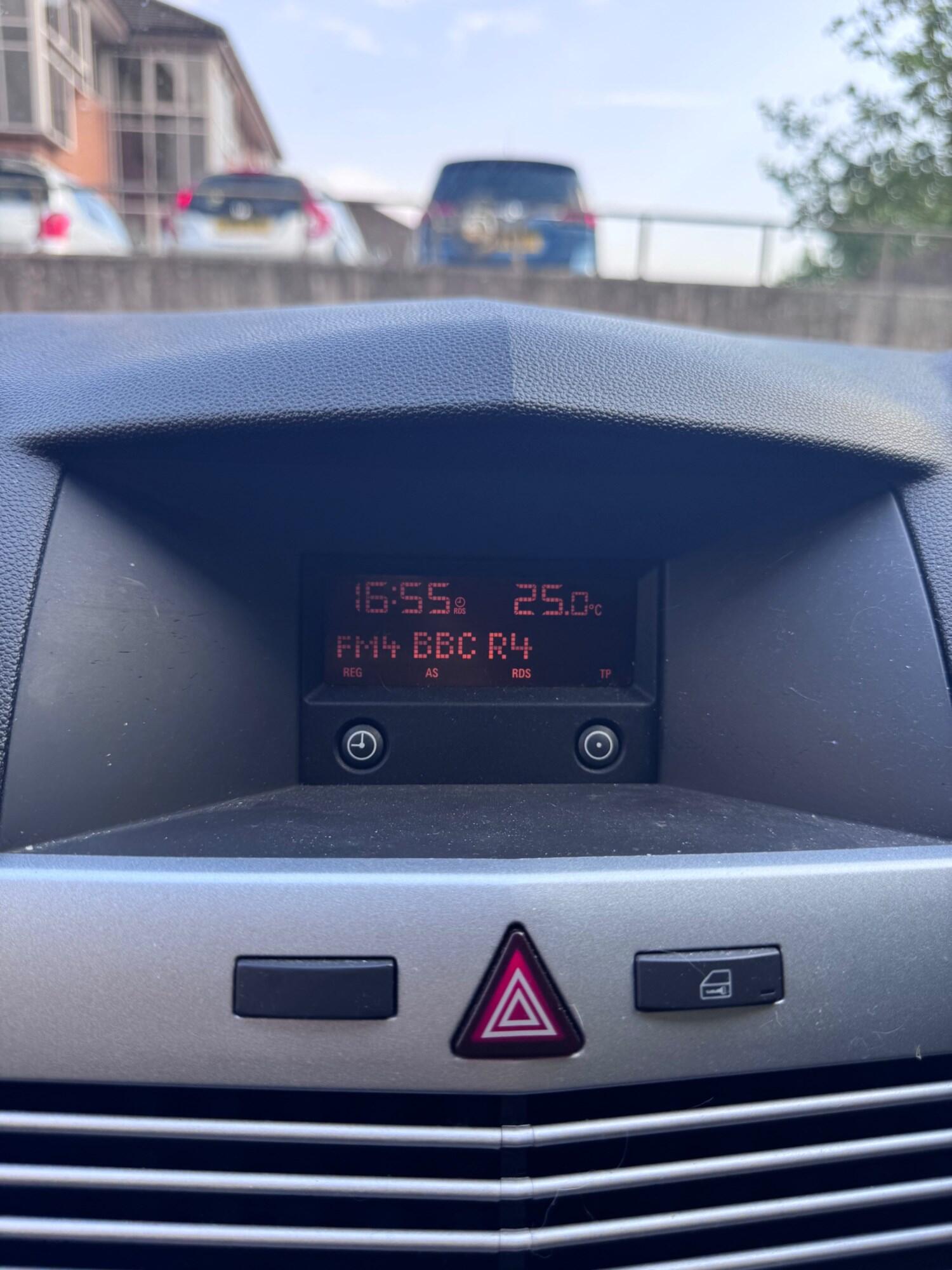 Used Vauxhall Astra 2009 for sale - 77087818: Photo 51