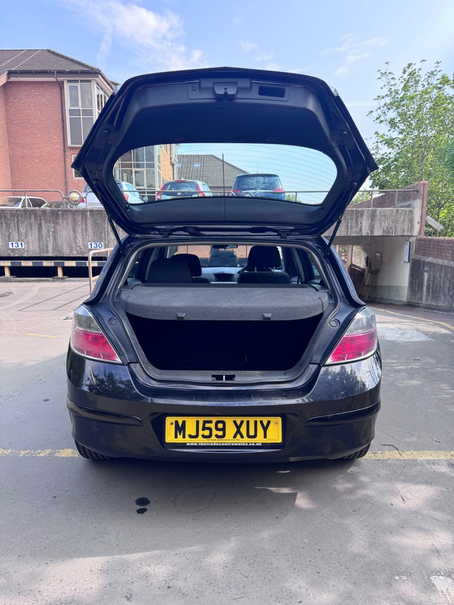 Used Vauxhall Astra 2009 for sale - 77087818: Photo 66