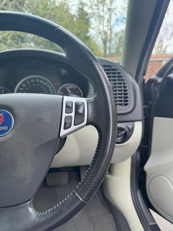 Used Saab 9-3 2005 for sale - 74327222: Photo 30