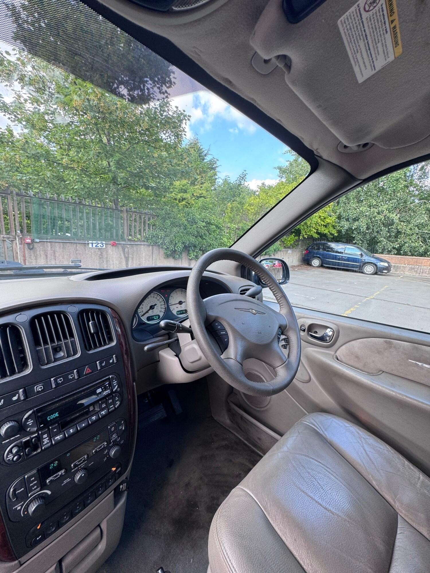 Used Chrysler Grand Voyager 2002 for sale - 77087801: Photo 36