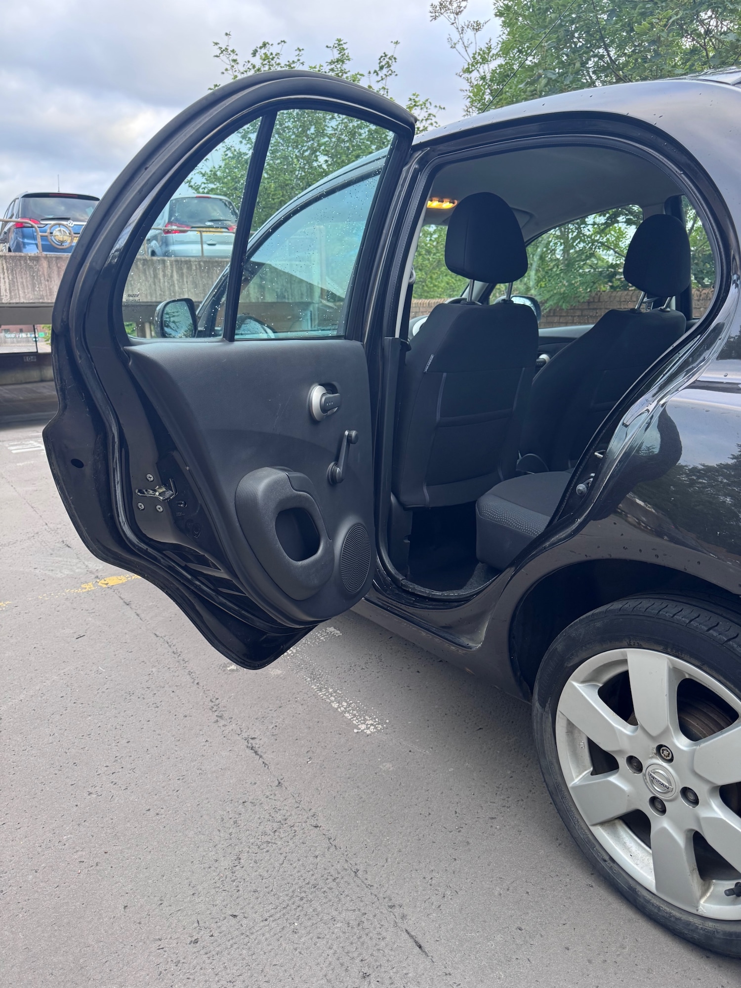 Vehicle 27