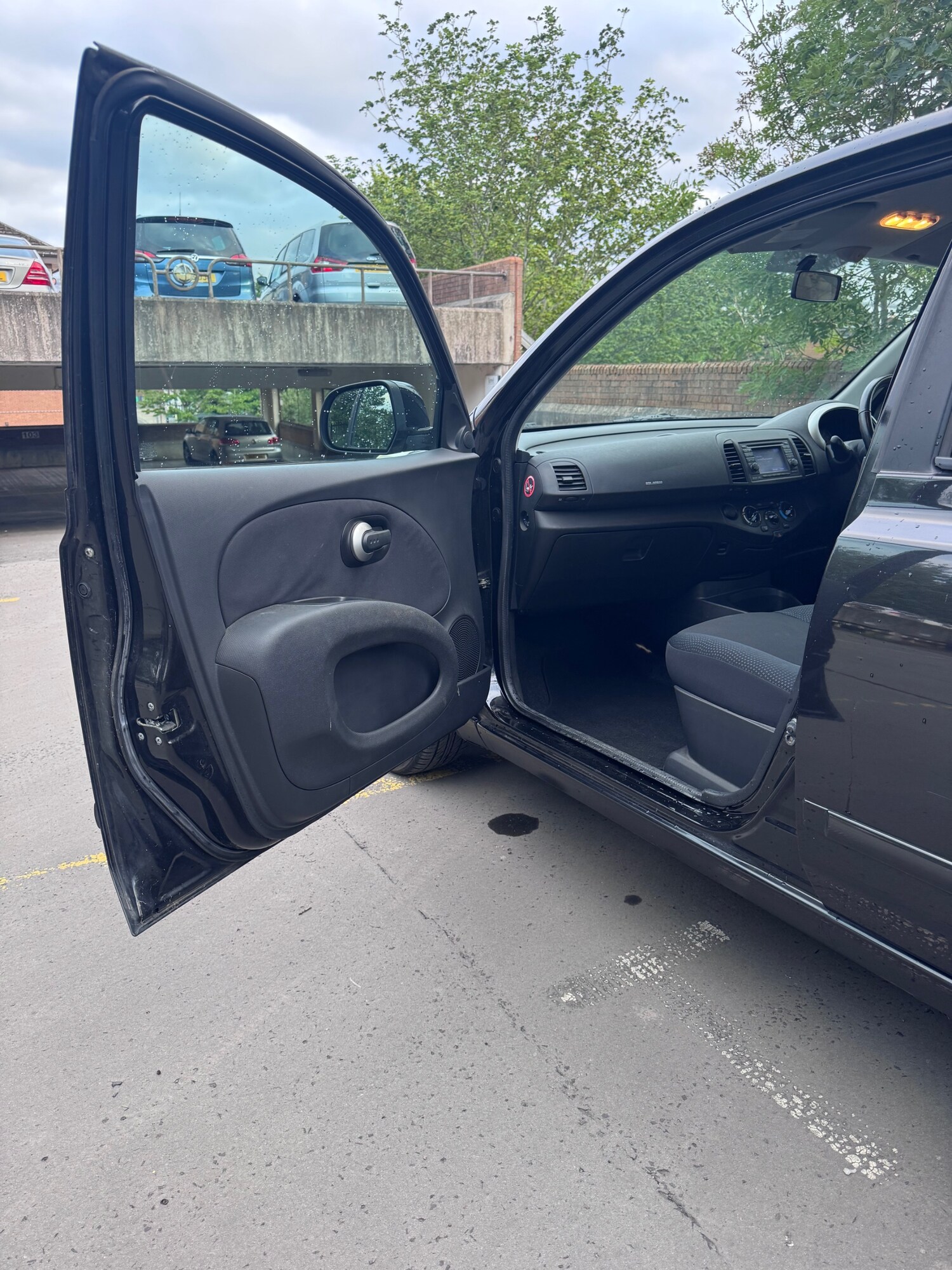 Vehicle 29