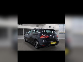 Used Volkswagen Golf 2016 for sale - 77087803: Photo