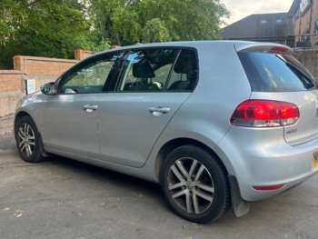 Used Volkswagen Golf 2011 for sale - 74707200: Photo