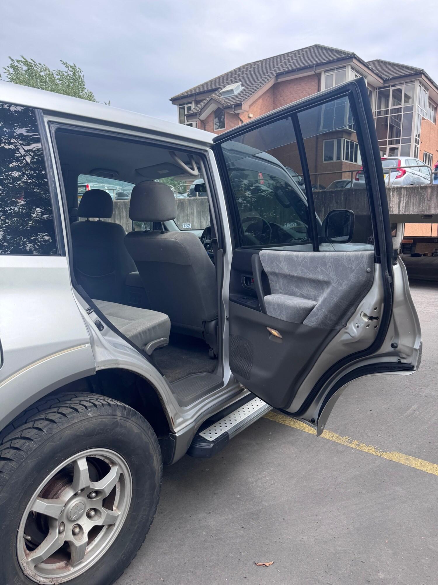 Used Mitsubishi Shogun 2015 for sale - 77087817: Photo 21