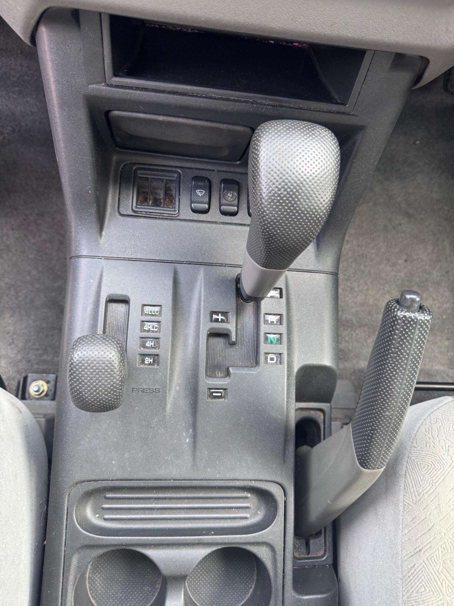 Used Mitsubishi Shogun 2015 for sale - 77087817: Photo 31