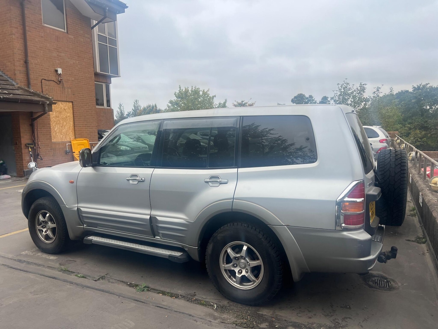 Used Mitsubishi Shogun 2015 for sale - 77087817: Photo 5