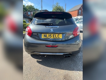Used Peugeot 208 2015 for sale - 75537466: Photo