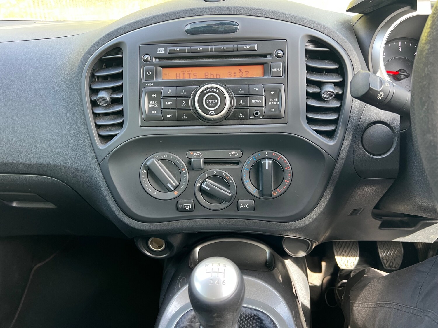 Vehicle 28