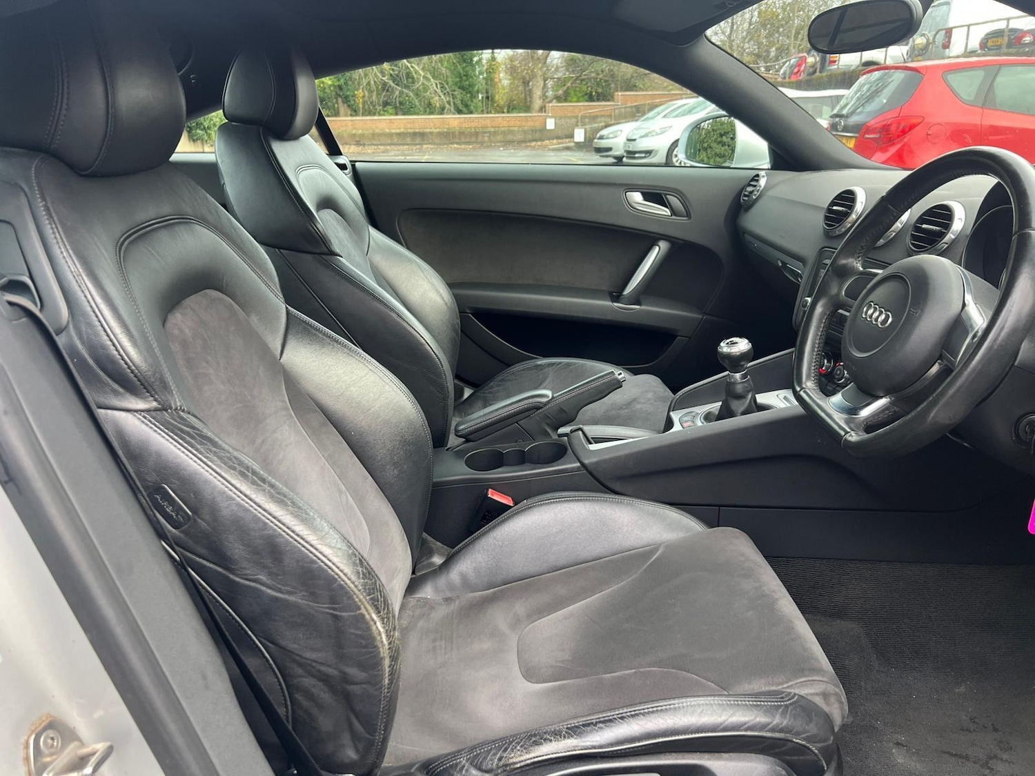 Used Audi TT 2009 for sale - 77087805: Photo 16