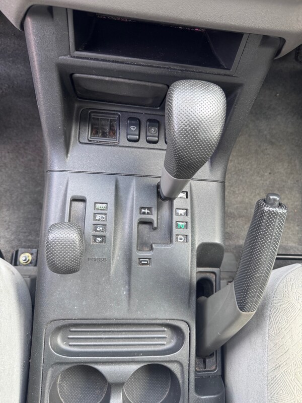 Used Mitsubishi Shogun 2015 for sale - 73955179: Photo 30