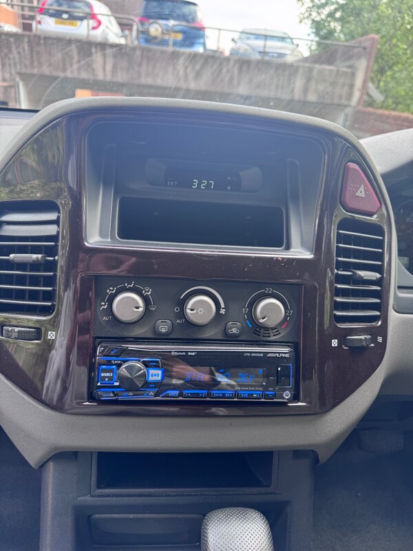 Used Mitsubishi Shogun 2015 for sale - 73955179: Photo 36
