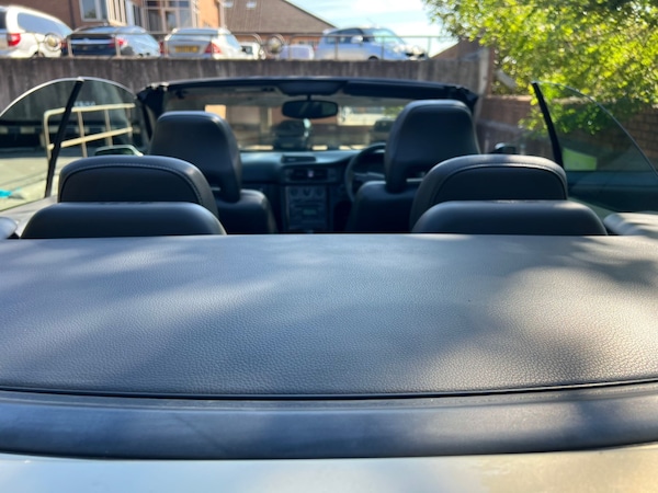 Used Volvo C70 2004 for sale - 75612821: Photo 14