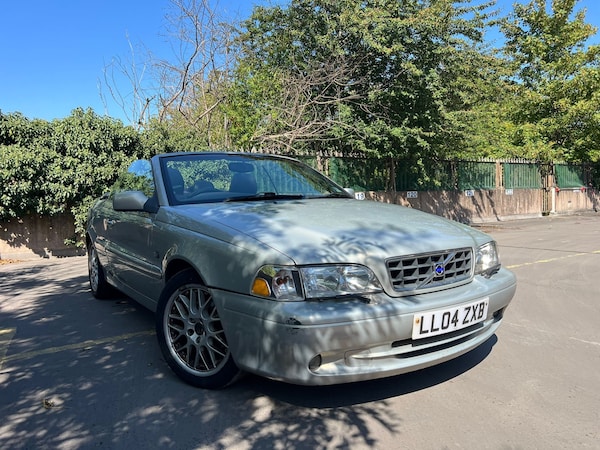 Used Volvo C70 2004 for sale - 75612821: Photo 1