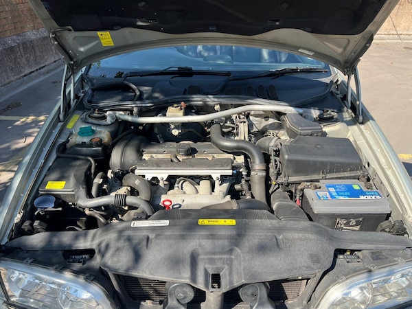 Used Volvo C70 2004 for sale - 75612821: Photo 25