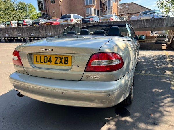 Used Volvo C70 2004 for sale - 75612821: Photo 8