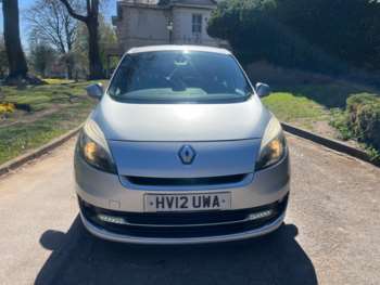 Used Renault Grand Scenic 2012 for sale - 74250210: Photo