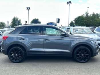 Used Volkswagen T-Roc 2022 for sale - 74934405: Photo