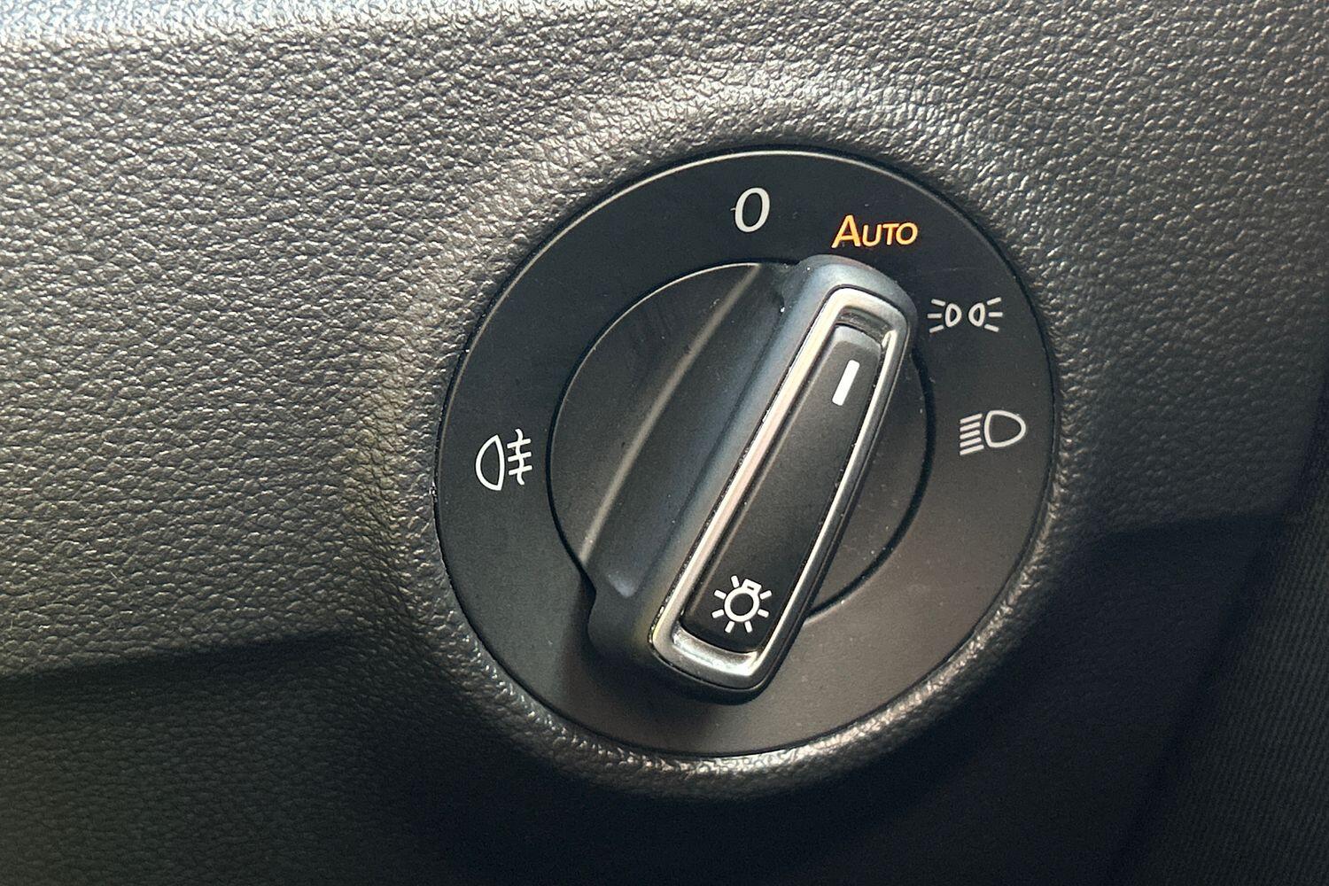 Used Volkswagen T-Roc 2021 for sale - 76071472: Photo 23