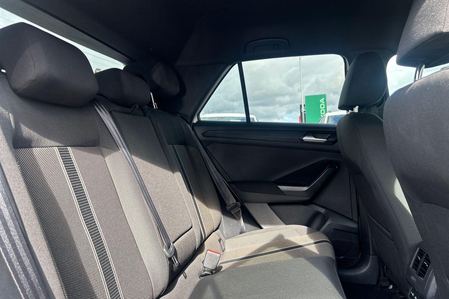 Used Volkswagen T-Roc 2021 for sale - 76071472: Photo 9