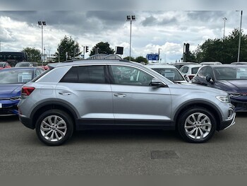 Used Volkswagen T-Roc 2025 for sale - 76188722: Photo