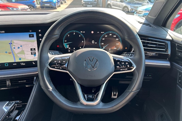 Used Volkswagen Touareg 2025 for sale - 75623286: Photo 13
