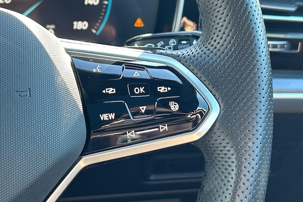 Used Volkswagen Touareg 2025 for sale - 75623286: Photo 22