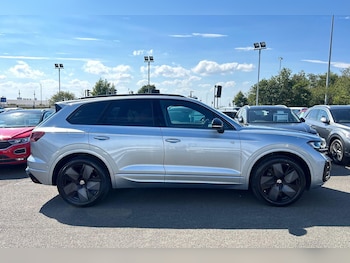 Used Volkswagen Touareg 2025 for sale - 75623286: Photo