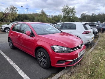 Volkswagen - Golf