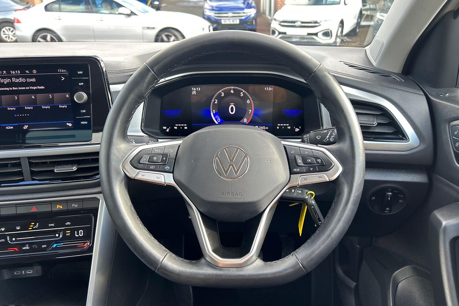 Used Volkswagen T-Roc 2024 for sale - 75906169: Photo 13