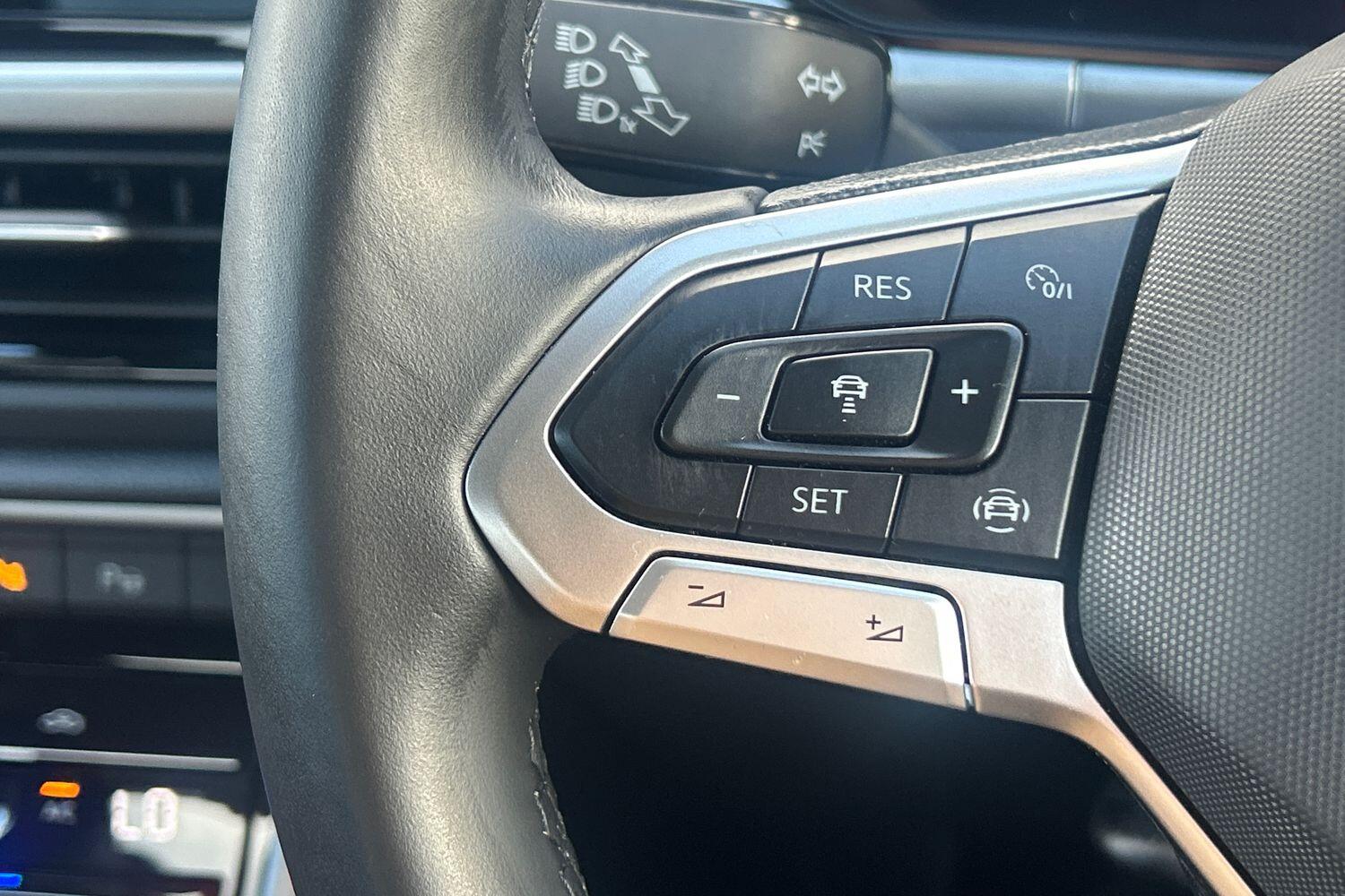 Used Volkswagen T-Roc 2024 for sale - 75906169: Photo 14