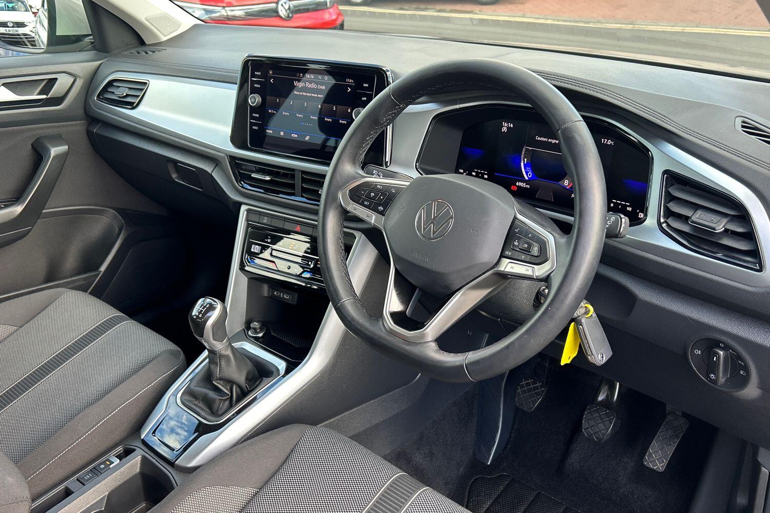 Used Volkswagen T-Roc 2024 for sale - 75906169: Photo 6