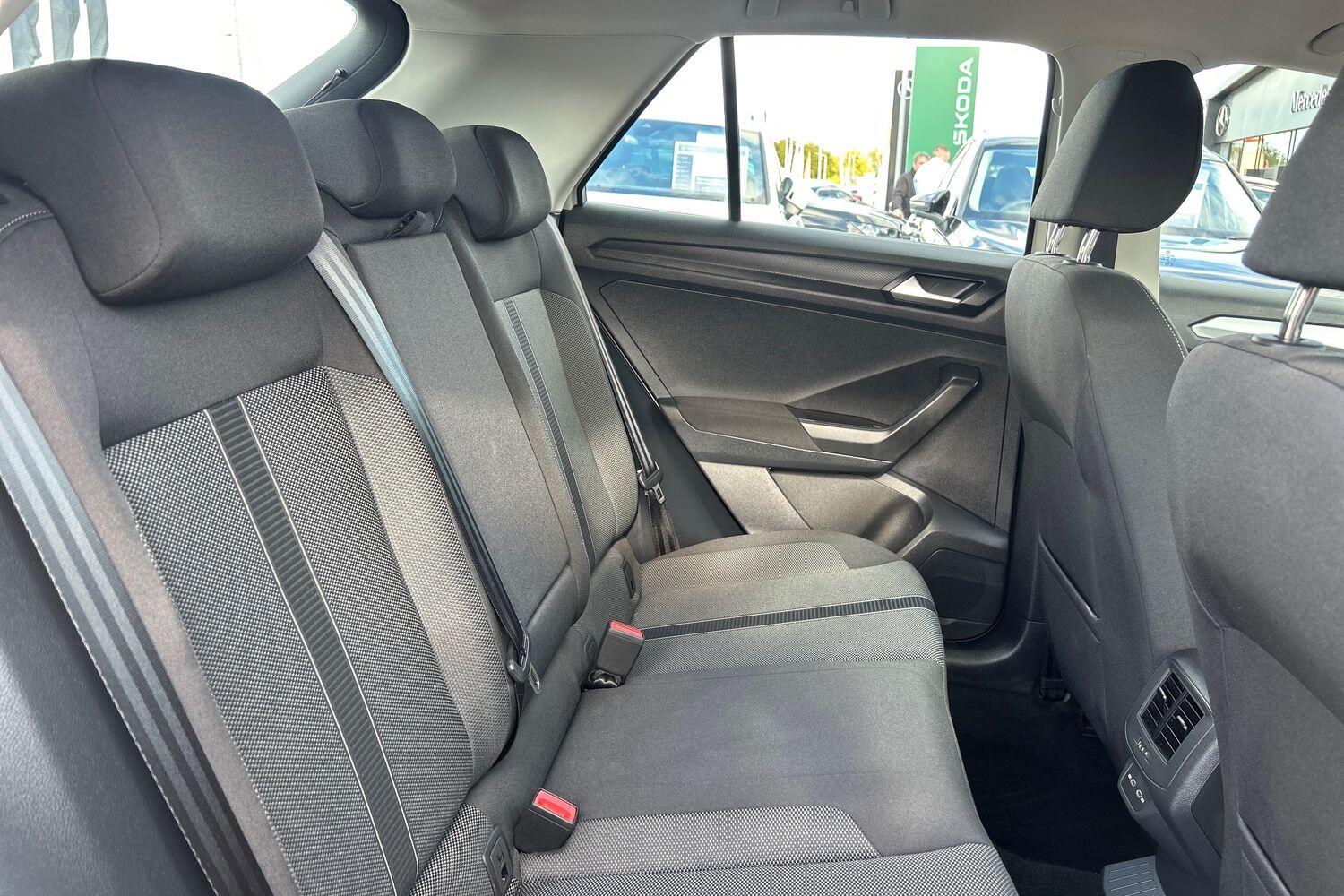 Used Volkswagen T-Roc 2024 for sale - 75906169: Photo 9
