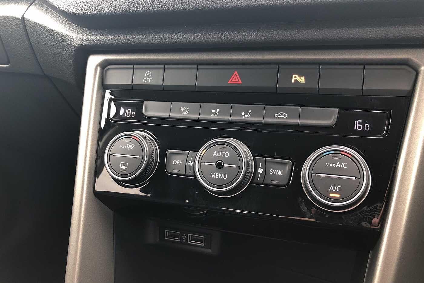 Used Volkswagen T-Roc 2020 for sale - 76108523: Photo 12
