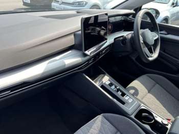Used Volkswagen Golf 2025 for sale - 75310334: Photo