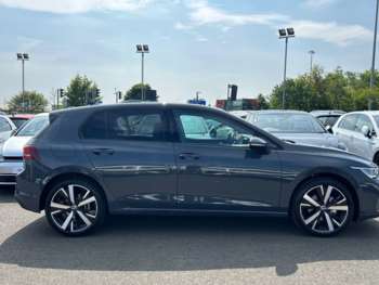 Used Volkswagen Golf 2025 for sale - 75310334: Photo