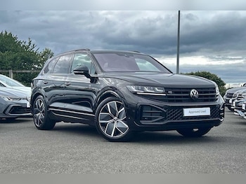 2024 (73) - 3.0 V6 TDI 4Motion Black Edition 5dr Tip Auto