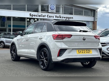 Used Volkswagen T-Roc 2023 for sale - 75768927: Photo