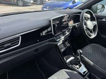 Used Volkswagen T-Roc 2022 for sale - 75154296: Photo